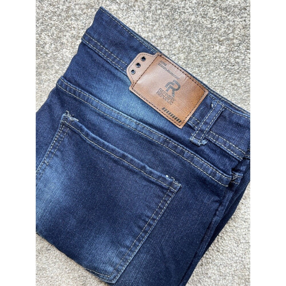 Refinery Republic Men's Jeans Size **35 x 28**  Distressed Jeans Dark Blue